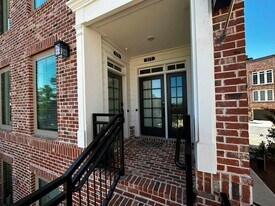 519 Burton Dr in Alpharetta, GA - Building Photo