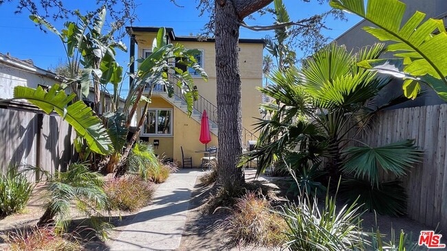 property at 732 Washington Blvd
