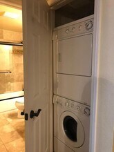 3937 Nobel Dr in San Diego, CA - Building Photo - Building Photo