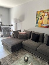 246 NE 208th Ter in Miami, FL - Building Photo - Building Photo