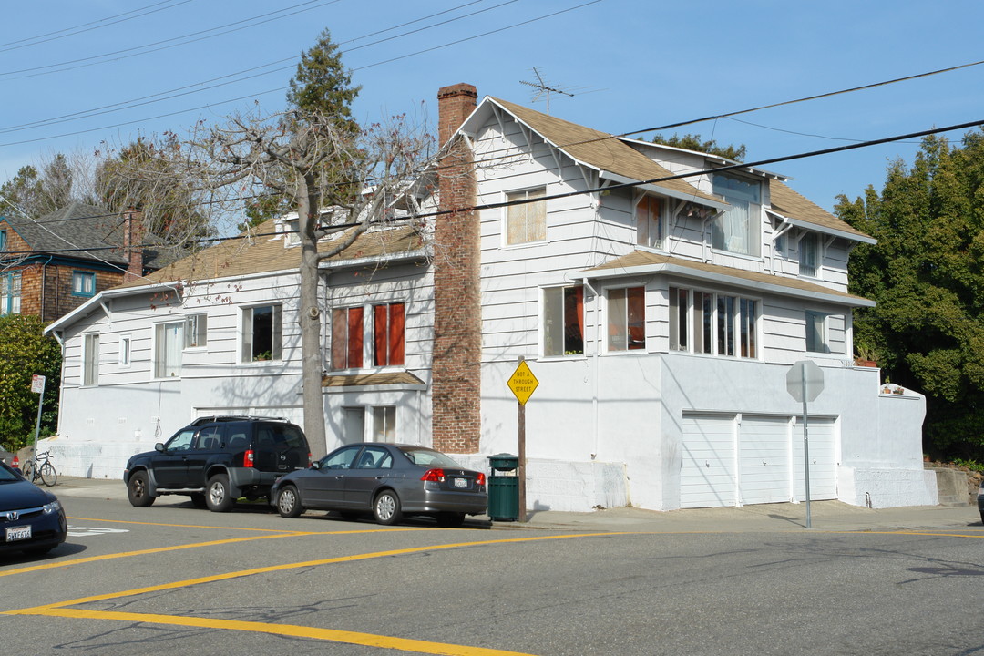 1801 Rose St in Berkeley, CA - Building Photo