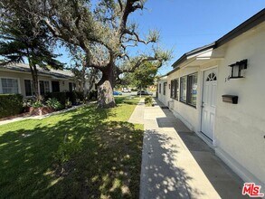 1669 N Hollywood Way in Burbank, CA - Building Photo - Building Photo