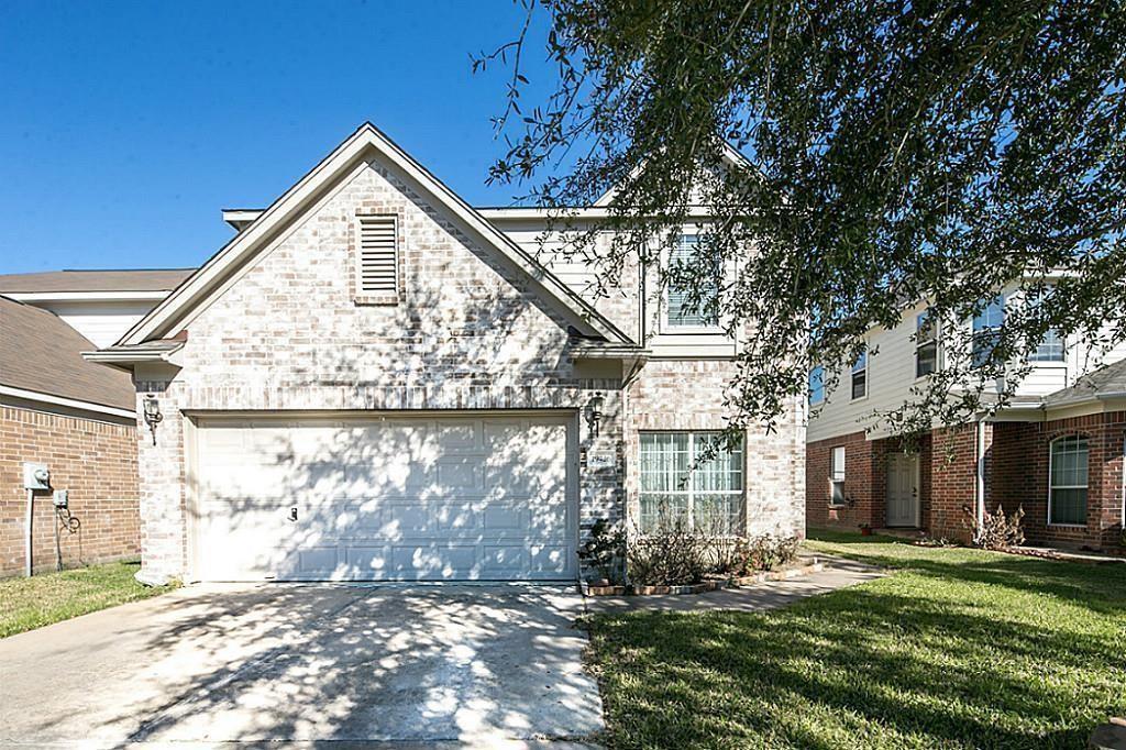 19426 Brook Village Rd in Houston, TX - Building Photo