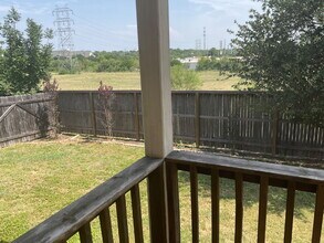 9030 Moccasin Lake in San Antonio, TX - Building Photo - Building Photo