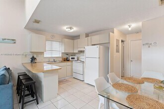 1160 SW 9th St, Unit 2 in Miami, FL - Building Photo - Building Photo