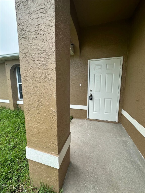 1405 SW 10th St in Cape Coral, FL - Building Photo - Building Photo