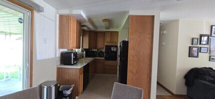 4338 Fargo St in Klamath Falls, OR - Foto de edificio - Building Photo