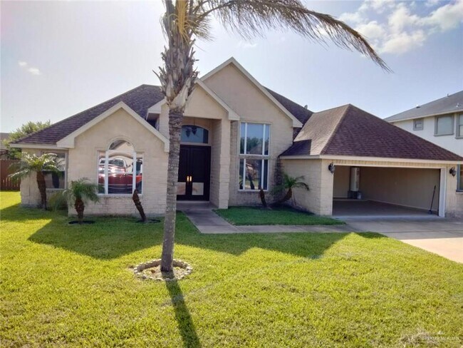 17 Hitching Post Dr in Brownsville, TX - Building Photo - Building Photo