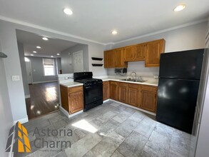 411 Grindall St in Baltimore, MD - Building Photo - Building Photo