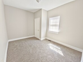 1303 S 26th St in Louisville, KY - Building Photo - Building Photo