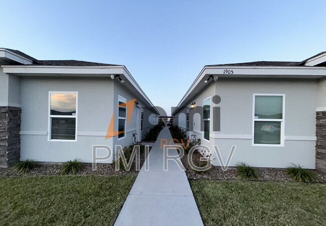 property at 1905 Stauffers St