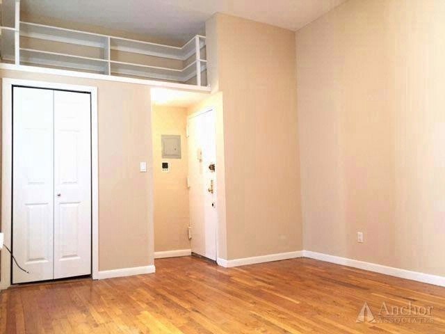200 W 83rd St in New York, NY - Building Photo - Building Photo
