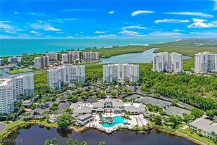 275 Indies Way in Naples, FL - Building Photo