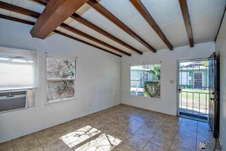676 S Orange Ave in Yuma, AZ - Building Photo - Building Photo