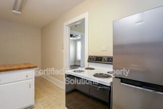 400 S Spring St in Greensboro, NC - Building Photo - Building Photo