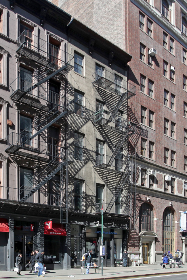 523 Broadway in New York, NY - Foto de edificio - Building Photo