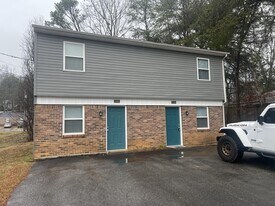 4815 Frontage Rd NW in Cleveland, TN - Building Photo