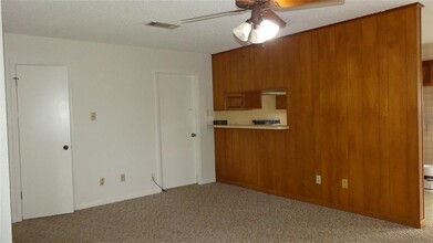15606 Santa Fe Dr in Santa Fe, TX - Building Photo - Building Photo