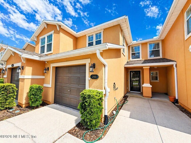 property at 253 E Pisa Pl