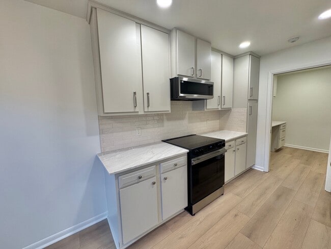 property at 5935 Meadow Way