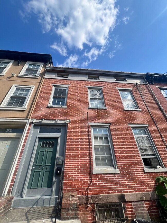 184 Brunswick Ave in Trenton, NJ - Building Photo - Building Photo