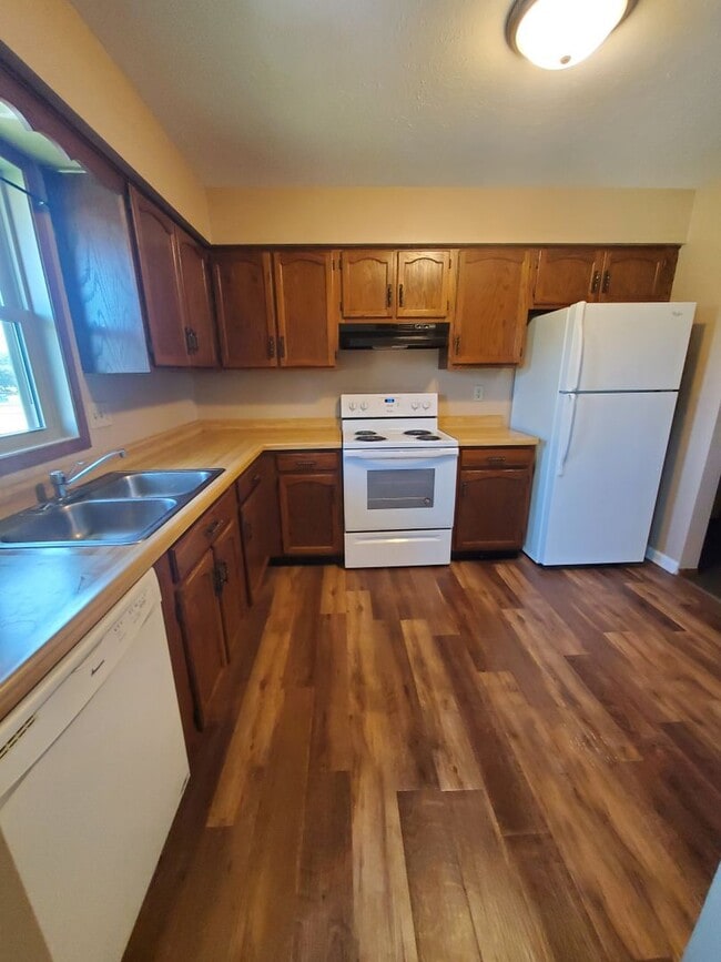 property at 6012 Boxwood Dr