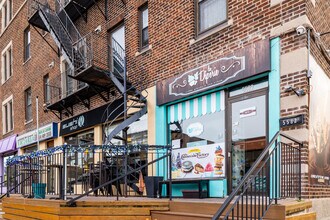 5568-5582 Monkland Av in Montréal, QC - Building Photo - Building Photo