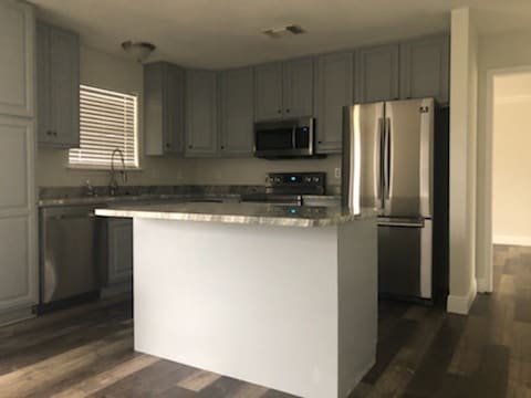 11025 Pin Oak Dr in Biloxi, MS - Foto de edificio - Building Photo