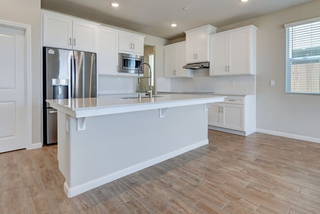 857 Halford Ln in Clovis, CA - Building Photo - Building Photo