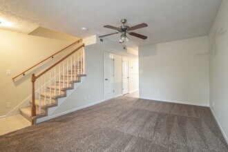 916 Charlotte St in Clarksville, TN - Building Photo - Building Photo