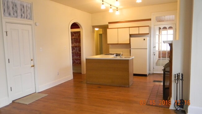 418 N High St, Unit 1 North in West Chester, PA - Building Photo - Building Photo