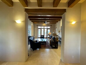 5 Calle Las Casas in Santa Fe, NM - Building Photo - Building Photo