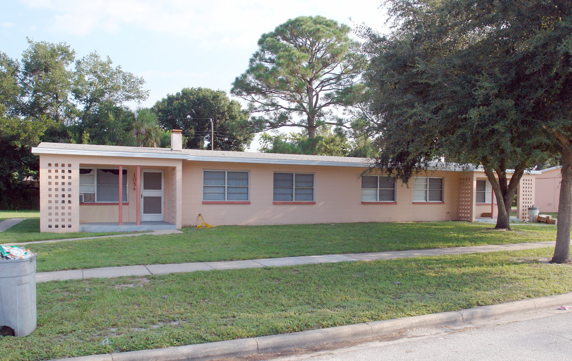 1036-1054 Fern Ave in Cocoa, FL - Building Photo