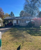 2100 Berea Ave in Knoxville, TN - Building Photo