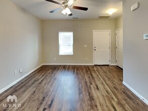 803 The Heights Ln in Calera, AL - Building Photo - Building Photo