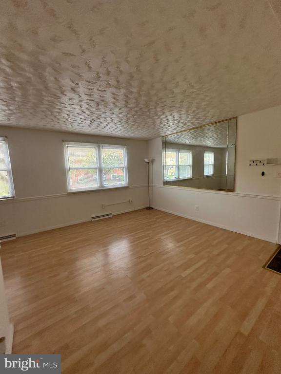 4408 Falls Bridge Dr, Unit D in Baltimore, MD - Building Photo - Building Photo