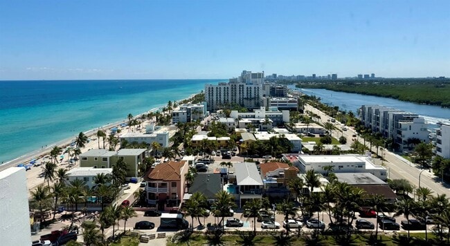 3111 N Ocean Dr, Unit 1509 in Hollywood, FL - Building Photo - Building Photo