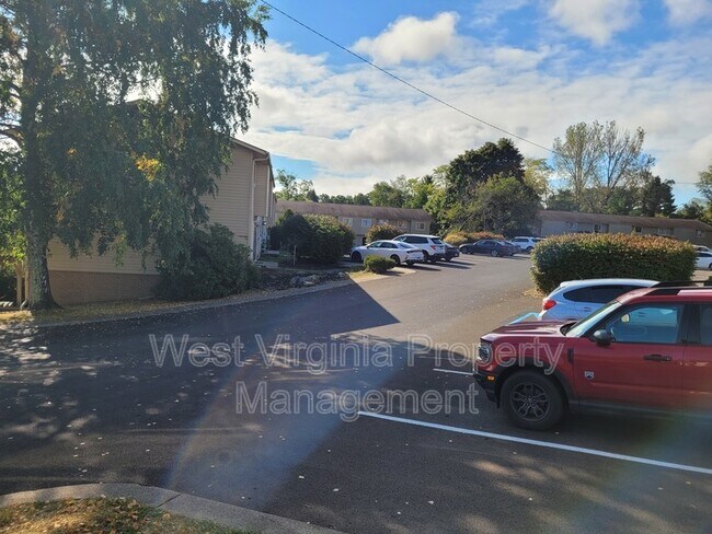 12 Cherrywood Terrace in Beaver, WV - Building Photo - Building Photo