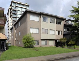 1065 W 10th Ave in Vancouver, BC - Building Photo