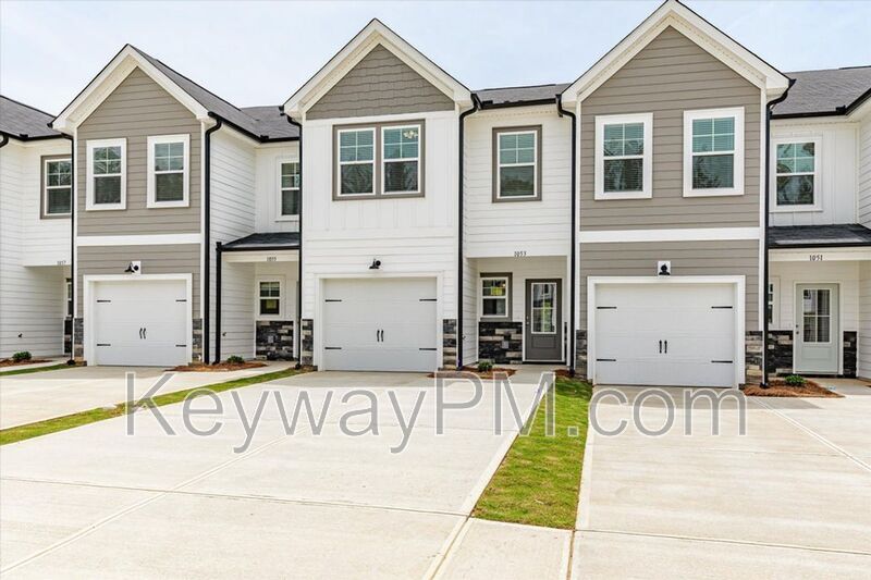 1092 Linsmore Ave in Grovetown, GA - Building Photo