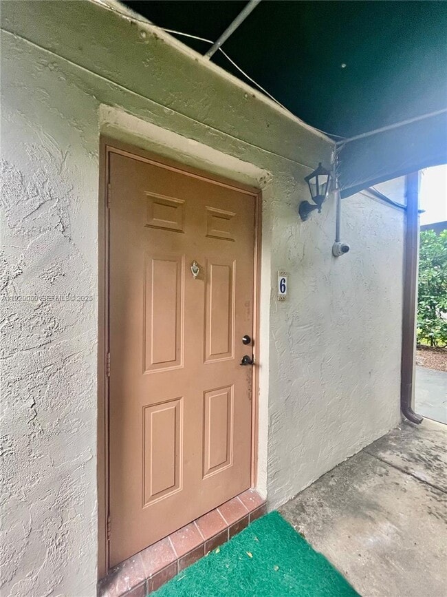 2161 NE 42nd St in Lighthouse Point, FL - Building Photo - Building Photo