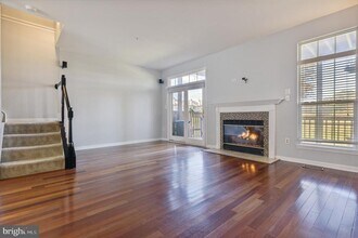 1520 Long Dr Ct in Crofton, MD - Building Photo - Building Photo