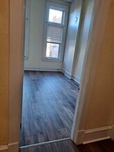 129 Main St, Unit #1 /2nd floor in Dubuque, IA - Building Photo - Building Photo