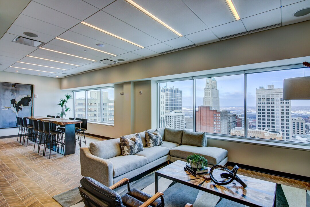 The Grand in Kansas City, MO - Building Photo
