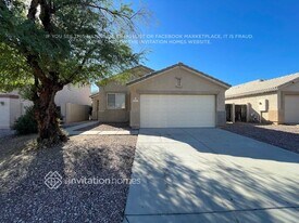 15417 W Port Royale Ln in Surprise, AZ - Building Photo
