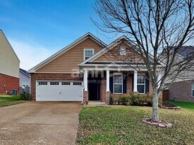 207 S Dunnwood Ln in Mount Juliet, TN - Building Photo