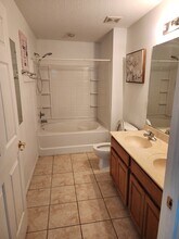 785 Oakleaf Plantation Pky, Unit 111 in Orange Park, FL - Building Photo - Building Photo