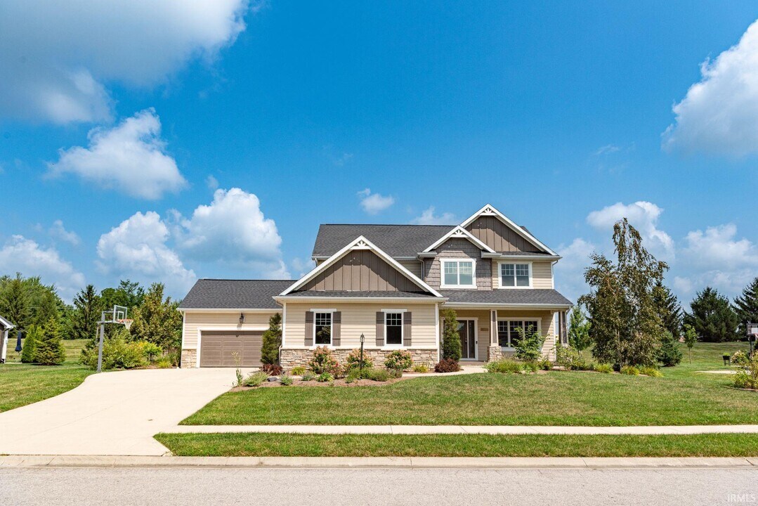 13558 Paperbark Trail in Fort Wayne, IN - Building Photo