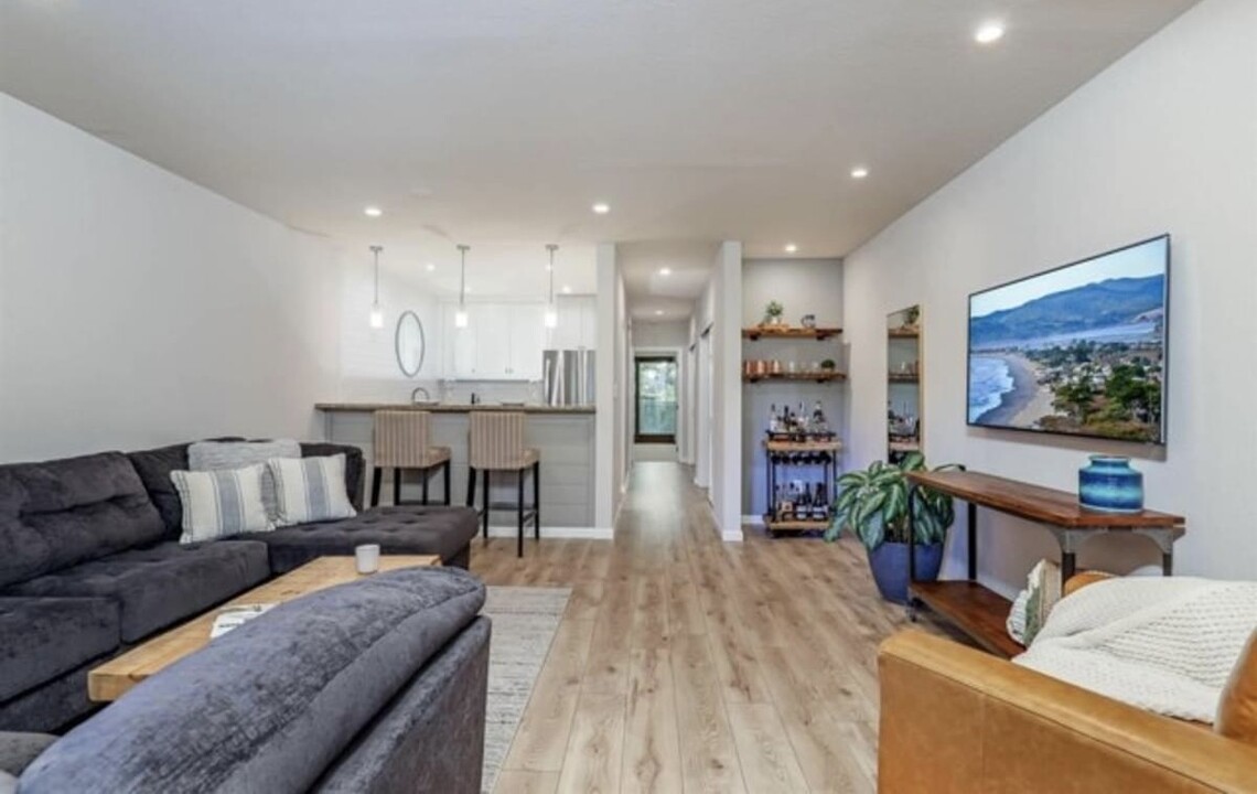 200 Suntree Ln, Unit 204 in Pleasant Hill, CA - Foto de edificio