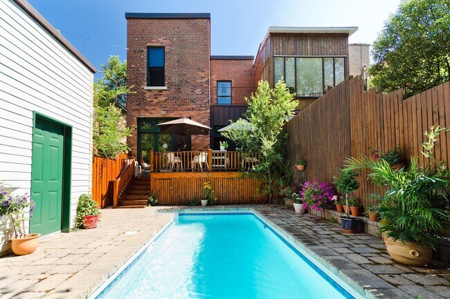 474 Av. Bloomfield in Outremont, QC - Building Photo - Building Photo